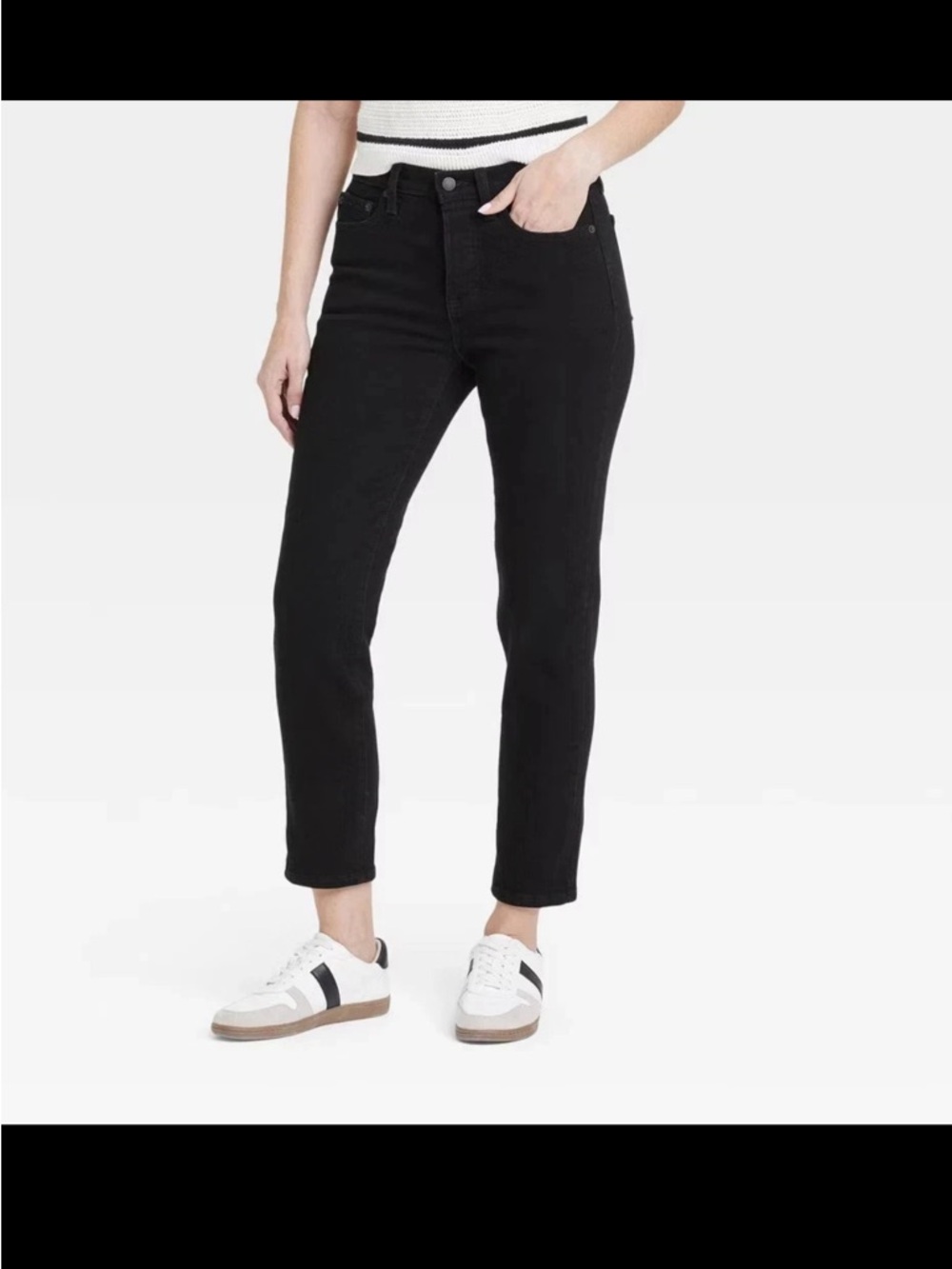 NEW Universal Thread Black Cropped Straight Jeans